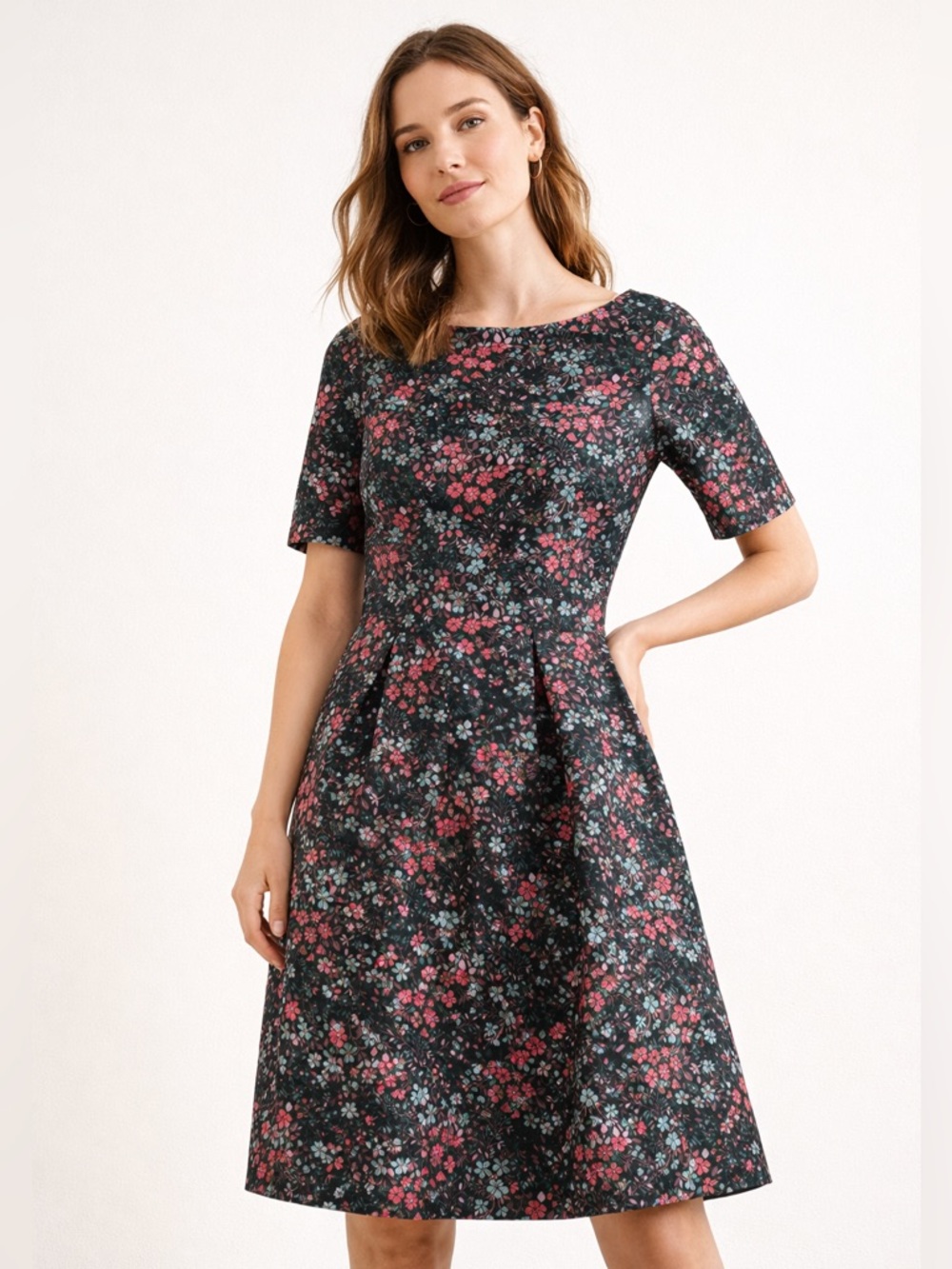 Boden Black Floral Fit & Flare Dress | Tailored Waist | Size 4 | NWOT